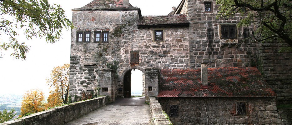 Zufahrt der Burg Lichtenberg